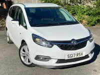 Used Vauxhall Zafira Tourer SRi 170 HP (125 kW) 2017 White MPV