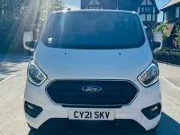 Begagnad Ford Transit Custom Limited 130 HK (95 kW) 2021 Vit Van
