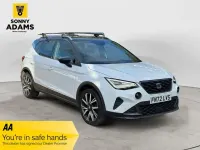 Używany Seat Arona FR 110 KM (80 kW) 2022 Biały SUV