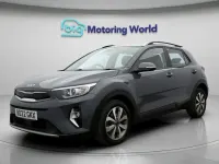 Usado Kia Stonic 99 CV (72 kW) 2022 Gris SUV