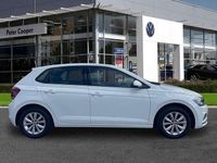 Used VW Polo SE 95 HP (69 kW) 2018 White Hatchback