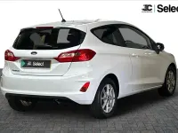 Usado Ford Fiesta Zetec 84 HP (61 kW) 2018 Branco Citadino