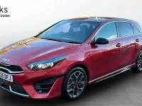 Używany Kia Ceed GT-Line 138 KM (101 kW) 2025 Czerwony Hatchback
