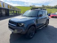 Usado Land Rover Defender SE Dynamic 2023 Azul SUV