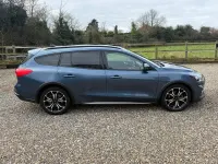 Used Ford Focus Active 120 HP (88 kW) 2020 Blue Estate