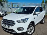 Begagnad Ford Kuga Titanium 150 HK (110 kW) 2019 Vit SUV