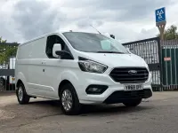 Used Ford Transit Custom Limited 130 HP (95 kW) 2018 White Van
