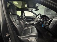 Used Porsche Cayenne 262 HP (192 kW) 2015 Grey SUV