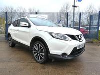 Used Nissan Qashqai Tekna 110 HP (80 kW) 2015 White SUV