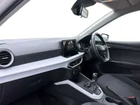 Used Seat Arona SE Technology 94 HP (69 kW) 2022 White SUV