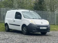 Usado Renault Kangoo 2011 Branco Monovolume