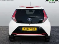Used Toyota Aygo x-press 69 HP (50 kW) 2017 White Hatchback