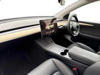 Used Tesla Model Y Long Range AWD 378 kW (514 HP) 2022 White SUV