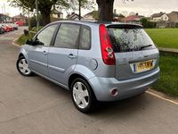 Used Ford Fiesta Zetec 74 HP (54 kW) 2006 Blue Hatchback