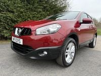 Used Nissan Qashqai Acenta 117 HP (86 kW) 2011 Red SUV