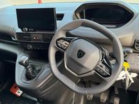 Used Peugeot Partner 101 HP (74 kW) 2025 White MPV