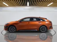 Used Kia ProCeed GT-Line 158 HP (116 kW) 2023 Orange Estate