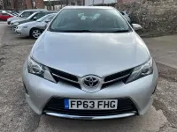 Used Toyota Auris 2013 Silver Hatchback
