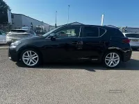 Used Lexus CT200h Luxury Line 136 HP (100 kW) 2017 Black Hatchback