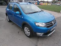 Used Dacia Sandero Lauréate 2014 Blue Hatchback