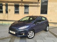 Used Ford Fiesta Zetec 75 HP (55 kW) 2015 Metallic grey Hatchback