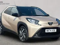 Used Toyota Aygo X 72 HP (52 kW) 2024 Ginger beige bitone SUV