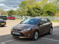 Used Ford Focus Zetec 125 HP (91 kW) 2013 Brown Hatchback