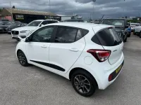 Used Hyundai i10 Premium 67 HP (49 kW) 2017 White Hatchback