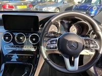 Used Mercedes C300 Premium 258 HP (189 kW) 2019 Blue Estate