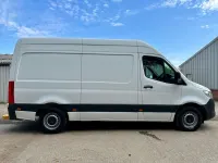 Begagnad Mercedes Sprinter 2018 Vit Van