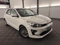 Used Kia Rio 2021 White Hatchback