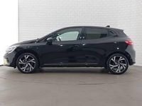 Used Renault Clio V Engineered 145 HP (106 kW) 2023 Black Hatchback