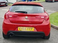 Used Alfa Romeo Giulietta Exclusive 170 HP (125 kW) 2015 Red Hatchback