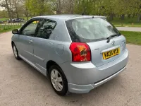 Usado Toyota Corolla 110 HP (80 kW) 2006 Azul Citadino