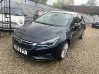 Second-hand Vauxhall Astra Elite 136 CP (100 kW) 2016 Verde Hatchback