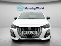 Second-hand Peugeot 208 GT 102 CP (75 kW) 2024 Alb Hatchback