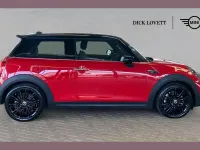Używany Mini Cooper S Level 2 135 kW (184 KM) 2023 Czerwony Hatchback