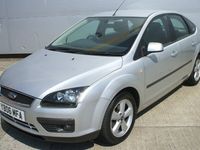 Begagnad Ford Focus 2006 Halvkombi