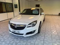 Second-hand Vauxhall Insignia SRi 2016 Alb Hatchback