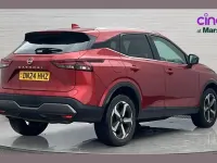 Used Nissan Qashqai N-Connecta 155 HP (114 kW) 2024 Red SUV