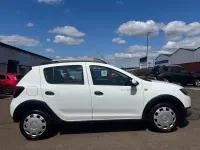 Used Dacia Sandero Lauréate 90 HP (66 kW) 2015 White Hatchback