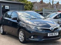 Used Toyota Auris Hybrid Business Edition 136 HP (100 kW) 2016 Hatchback