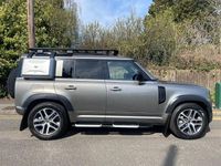 Second-hand Land Rover Defender 300 CP (220 kW) 2022 Argintiu SUV