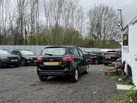 Używany Ford B-MAX Zetec 2017 Czarny Minivan
