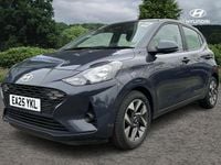 Käytetty Hyundai i10 Advanced 62 HP (45 kW) 2025 Harmaa Viistoperä