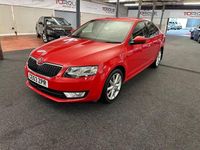 Used Skoda Octavia Elegance 105 HP (77 kW) 2013 Red Hatchback