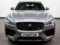 Used Jaguar F-Pace SVR 550 HP (404 kW) 2019 Grey SUV