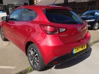 Usado Mazda 2 Inclusive 2017 Vermelho Citadino