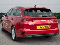 Used Kia Ceed 138 HP (101 kW) 2025 Red Hatchback