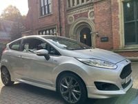Used Ford Fiesta ST-Line 140 HP (102 kW) 2016 Silver Hatchback